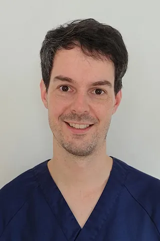 Dr. Bernhard Schett
