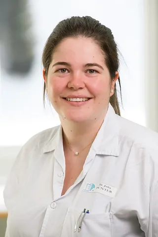 Dr. J. Punter