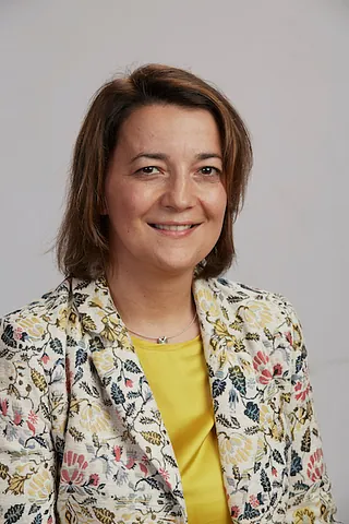 Dr. A. Loidl