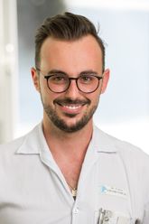 Dr. T. Treibenreif